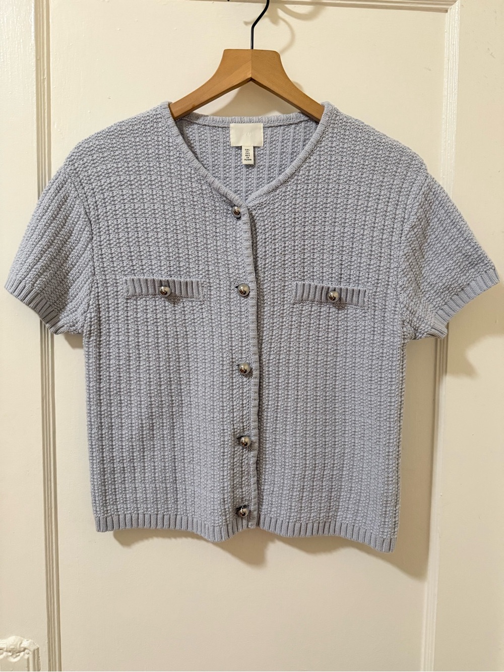 H&M Light Gray Short-Sleeve Knit Cardigan with Decorative Buttons